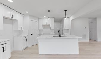 2004 Green Acres Dr, Adrian, MI 49221