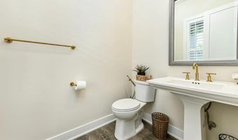 25004 FALLING BROOK Cir, Aldie, VA 20105