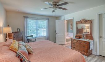 122 LULU Ln, Dover, DE 19901