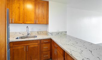 949 Ala Nanala St 501, Honolulu, HI 96818
