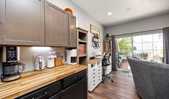 3606 NE Cottonwood Ln, Ankeny, IA 50021