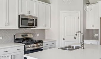 500 Grassy Gap Trl, Aberdeen, NC 28315