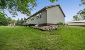 4700 Rural Oaks Dr SE, Alexandria, MN 56308