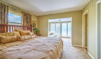 39 Harrison Rd, Bay St. Louis, MS 39520