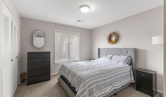 10033 ALLEN POINTE Dr, Allen Park, MI 48101