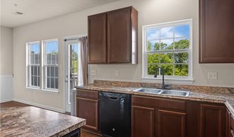 302 Pointe View Dr, Adams Twp., PA 16046