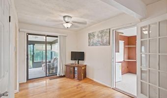 9535 Mackenzie Rd, Affton, MO 63123