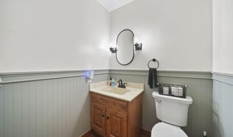 1544 Brookfield Ct, Adrian, MI 49221