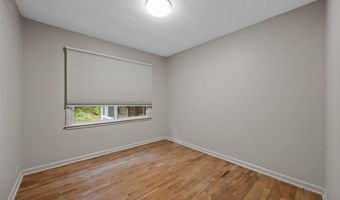 1108 E 3rd St, Anamosa, IA 52205