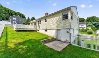 10 Seeley St, Danbury, CT 06810