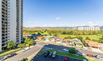 949 Ala Nanala St 702, Honolulu, HI 96818