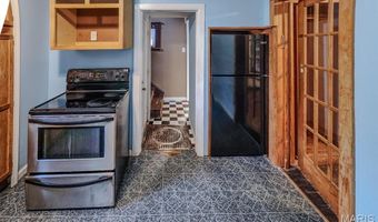 2213 Johnson St, Alton, IL 62002