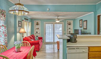 1369 Austin Lake Rd, Baxter, TN 38544