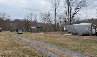 988 S Emerald Isle, Alderson, WV 24910
