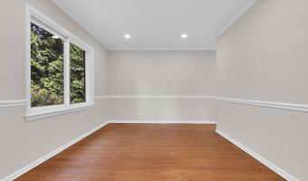 1701 GLASTONBERRY Rd, Potomac, MD 20854