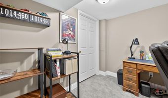 124 Vlasis Dr, Ballwin, MO 63011