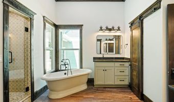 507 N Wickham St, Alvord, TX 76225