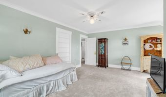 1805 ST Clair River Dr, Algonac, MI 48001