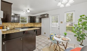 102 Mallard Dr, Aransas Pass, TX 78336