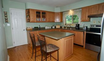 111 S 2nd St, Batesville, IN 47006