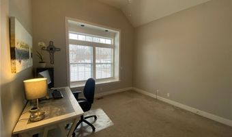 17895 168th St, Basehor, KS 66007