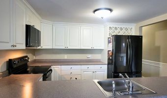 3250 Fairfield Ave APT 210, Bridgeport, CT 06605