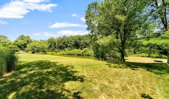 974 Dogwood Meadows Dr SE, Ada, MI 49301