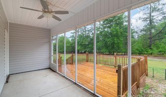 939 Old Stagecoach Rd, Camden, SC 29020
