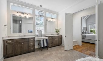 3242 Maymont Pl, Charlotte, NC 28205