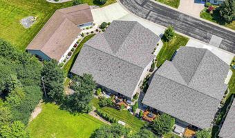 1608 STANTON Cir, Appleton, WI 54915