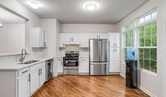 41758 CYNTHIA Ter, Aldie, VA 20105