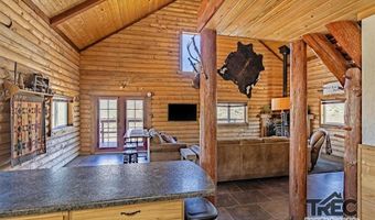 4 Whit Creek Rd, Cody, WY 82414