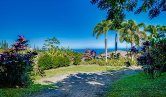 29 Door Of Faith Rd, Haiku, HI 96708