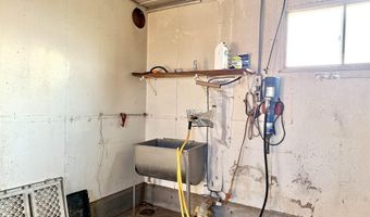 26855 SW 89th Rd, Beatrice, NE 68310