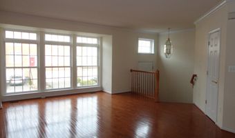 24656 KINGS CANYON Sq, Aldie, VA 20105