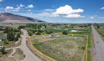 14 Absoraka Dr, Cody, WY 82414