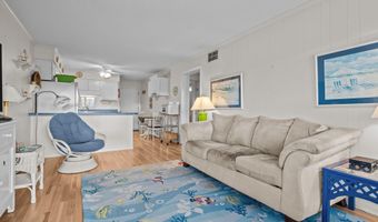 301 E Commerce Way Rd 357, Atlantic Beach, NC 28512
