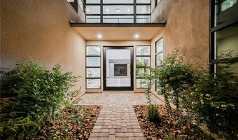 94 Glade Hollow Dr, Las Vegas, NV 89135