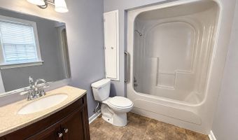108 Matheson Dr, Ahoskie, NC 27910