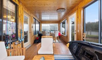 422 Shady Valley Rd, Coventry, RI 02816