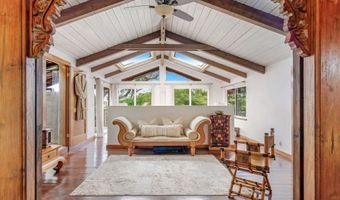 1073 Nanihoku Pl, Haiku, HI 96708