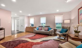 7906 IVYMOUNT Ter, Potomac, MD 20854