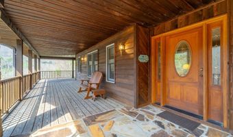 750 Double Springs Dr, Almond, NC 28702