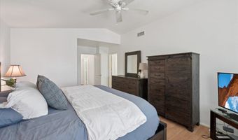 1592 W SHANNON Ct, Chandler, AZ 85224