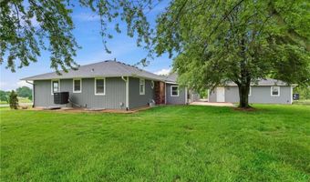 17341 N 158th St, Basehor, KS 66007