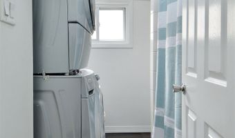 22 E 44TH St, Bayonne, NJ 07002
