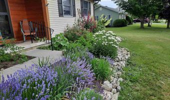 29 Mount Pleasant Dr, Brandon, VT 05733