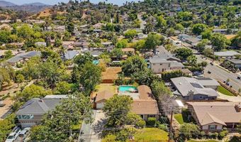 8917 Lemon Ave, La Mesa, CA 91941