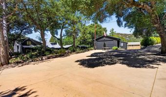 24185 Wildwood Glen Ln, Alpine, CA 91901