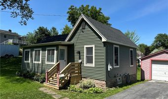 35 Bolton Ave, Alexandria Bay, NY 13607